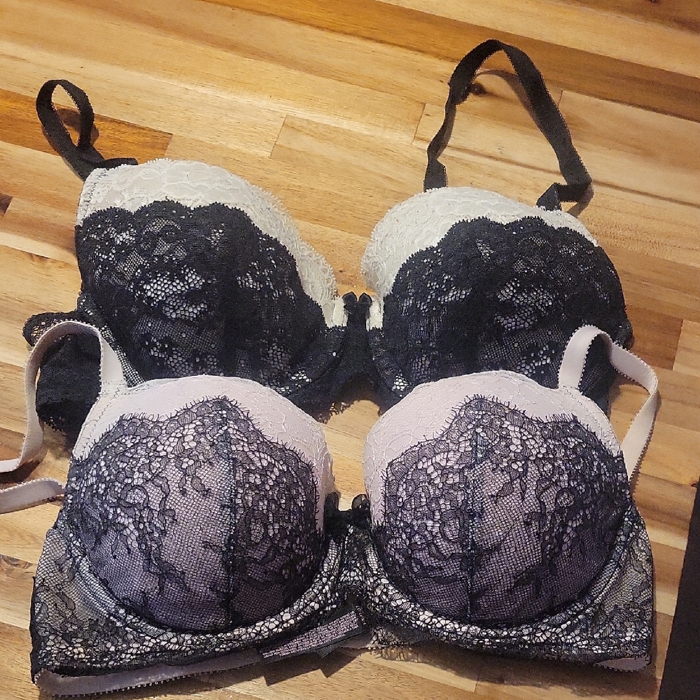 Victoria's Secret Lace Bra Set - Black and Cream
